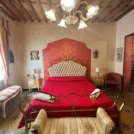 Antica Residenza Santa Chiara -city Center ゲストハウス