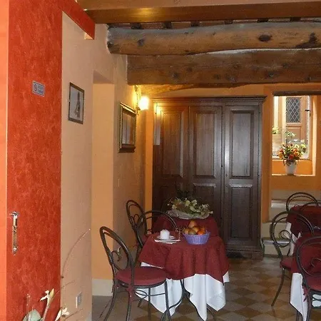 Antica Residenza Santa Chiara -city Center 3* ルッカ
