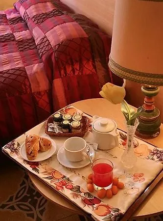 Antica Residenza Santa Chiara -city Center ルッカ