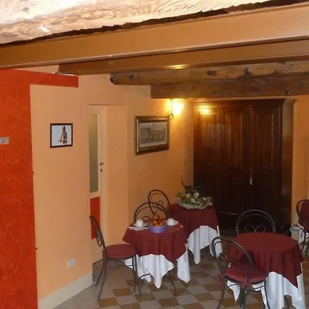 Antica Residenza Santa Chiara -city Center ルッカ