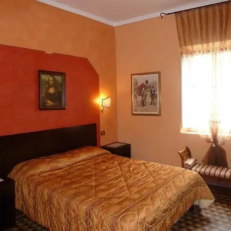 Antica Residenza Santa Chiara -city Center ルッカ